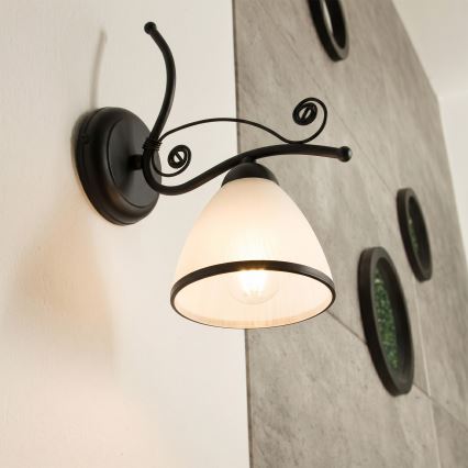 Zidna lampa RETRO 1xE27/60W/230V crna/bela