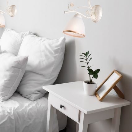 Zidna lampa RETRO II 1xE27/60W/230V bela patina