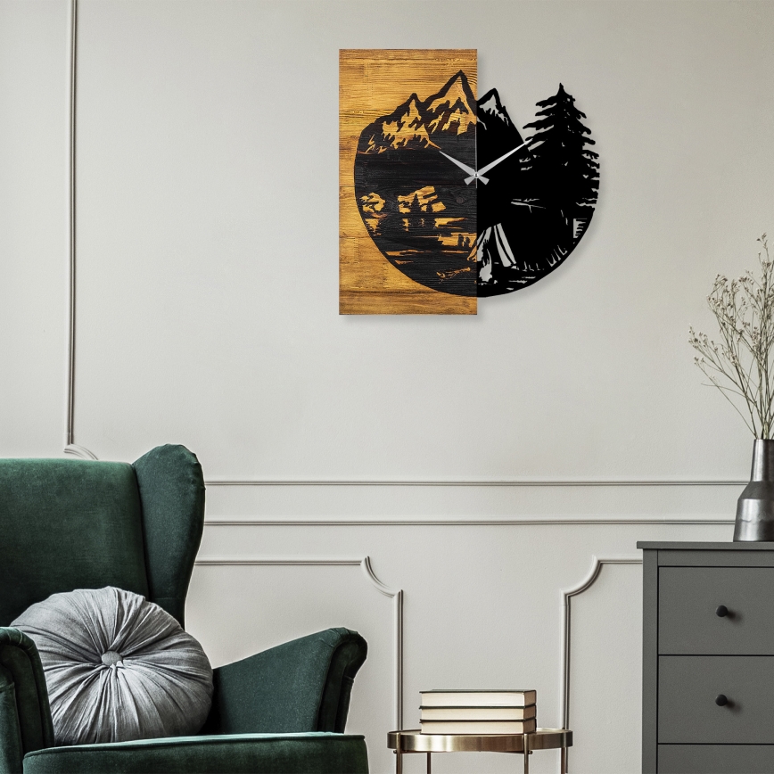 Zidni sat 56x58 cm 1xAA drvo/metal